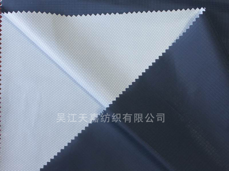 品名：210T格子尼丝纺复彩膜