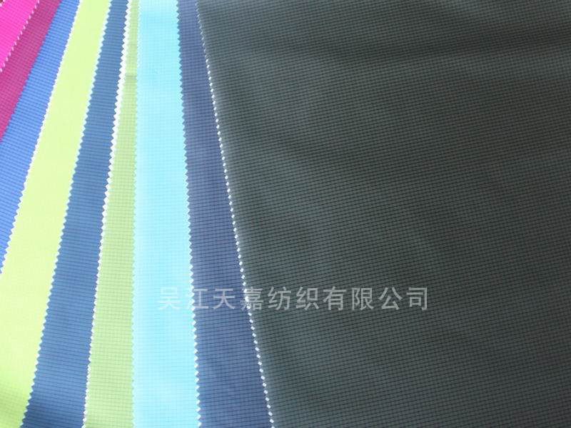 品名：彩格涤丝纺湿法涂层